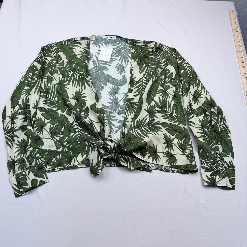 Green Leaf Print Tie-Front Blouse